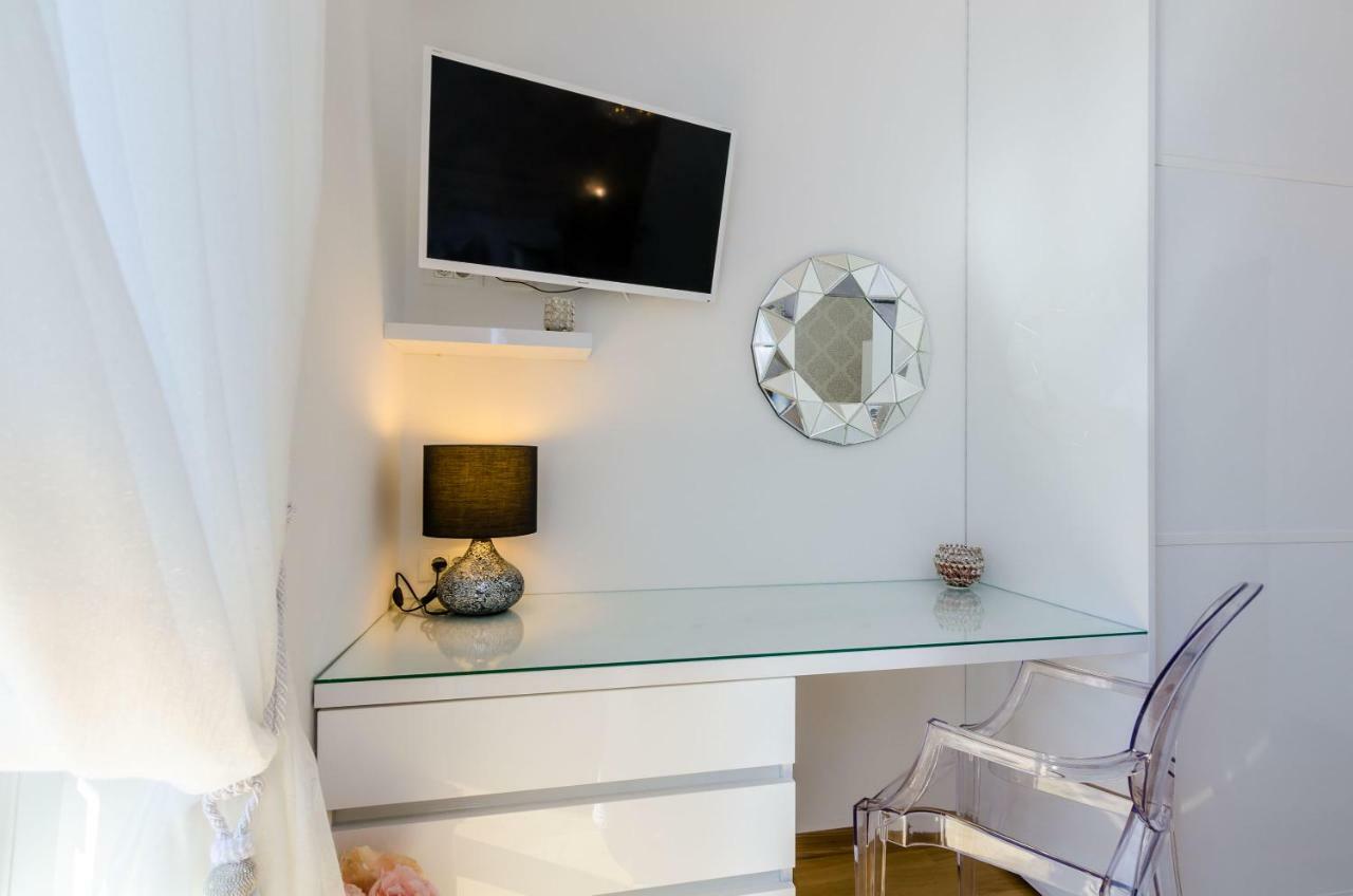 Magellan Deluxe Two Apartment Дубровник Екстериор снимка